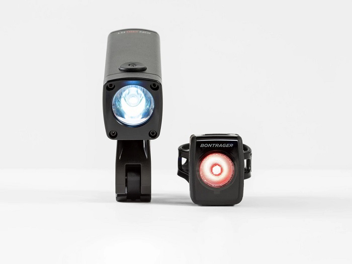 Lampe avant vélo puissante