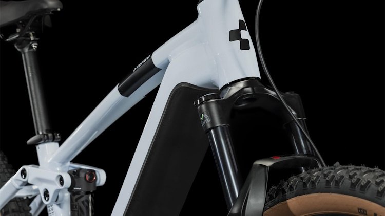 Vtt-electrique-Cube-stereo-hybrid-120-pro-750-polyvalent-et-efficace-galerievelo.fr-5.jpg